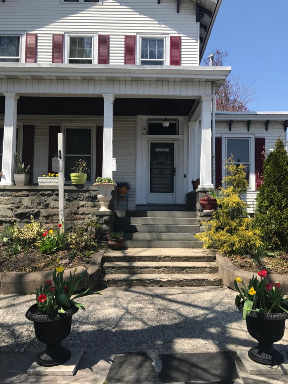 Bel'S Inn Bed And Breakfast Kingston Exterior photo